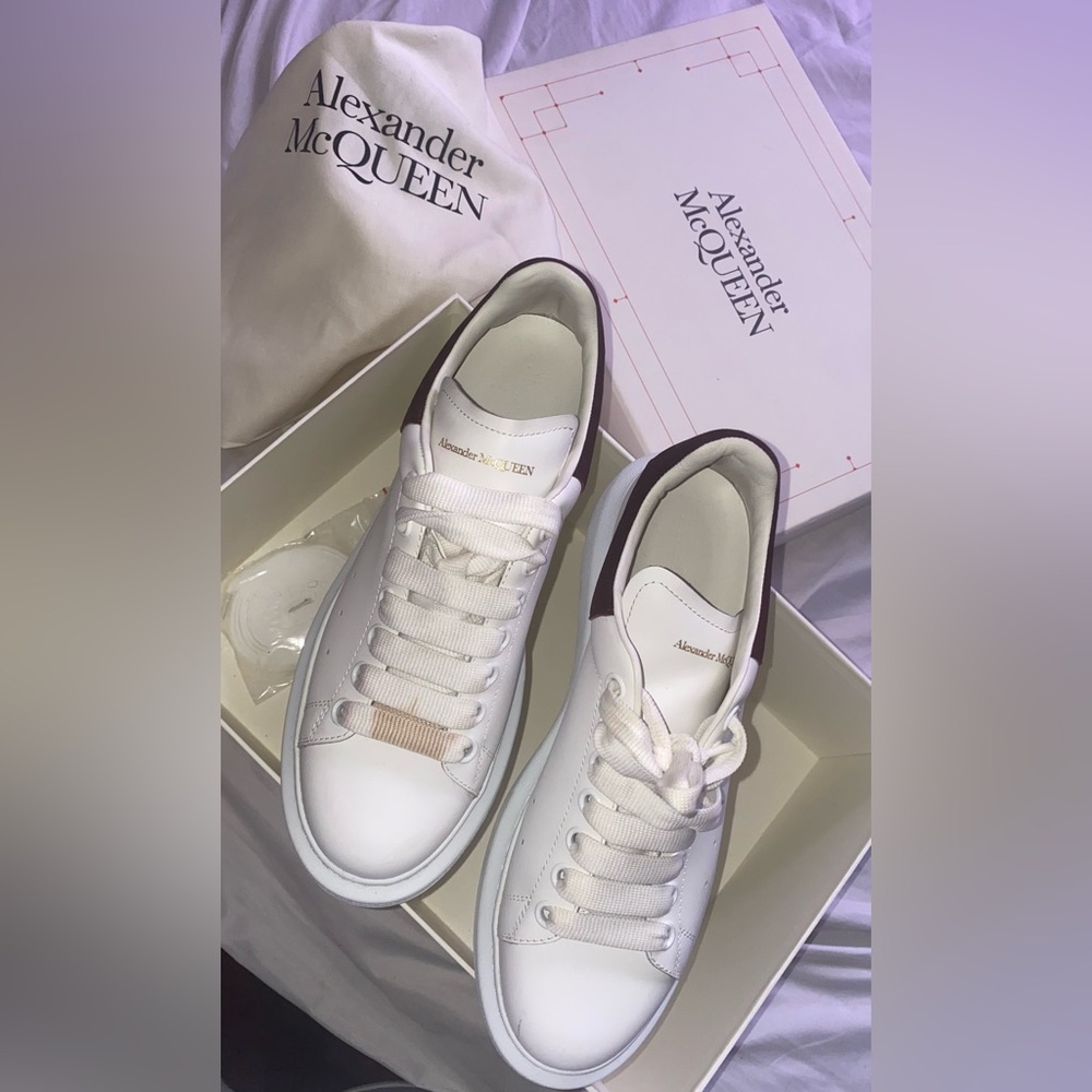 ALEXANDER MCQUEEN Oversized sneakers